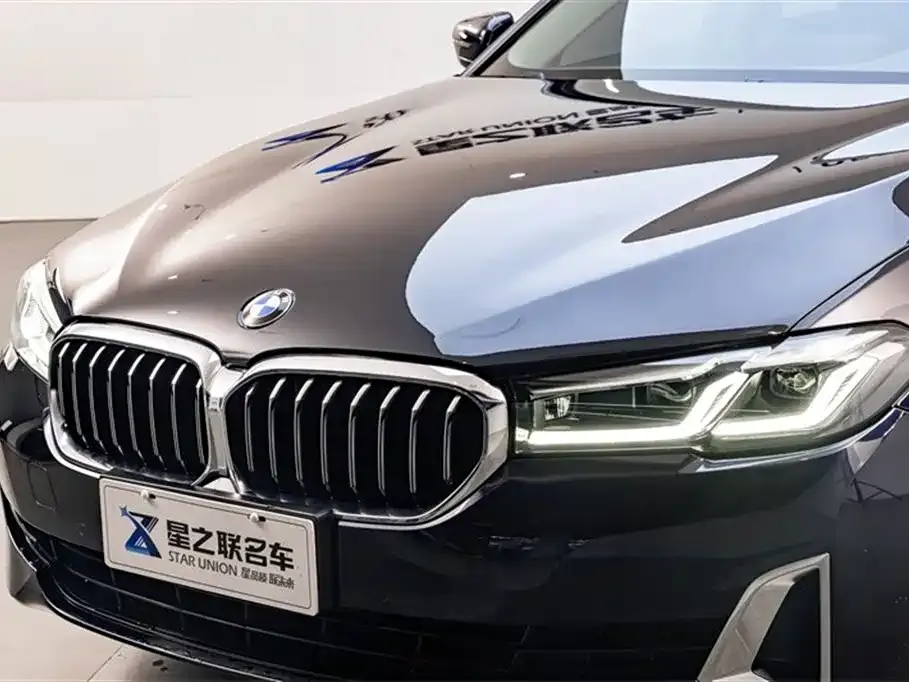 BMW 5 Series — фото 4