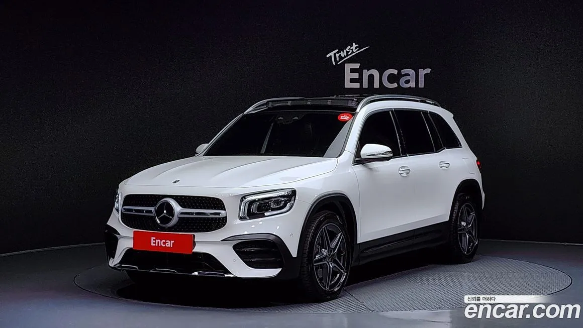 Mercedes-Benz GLB-Class — фото 1