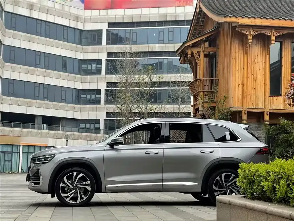 Geely Xingyue L 2023 из CN, фото 5