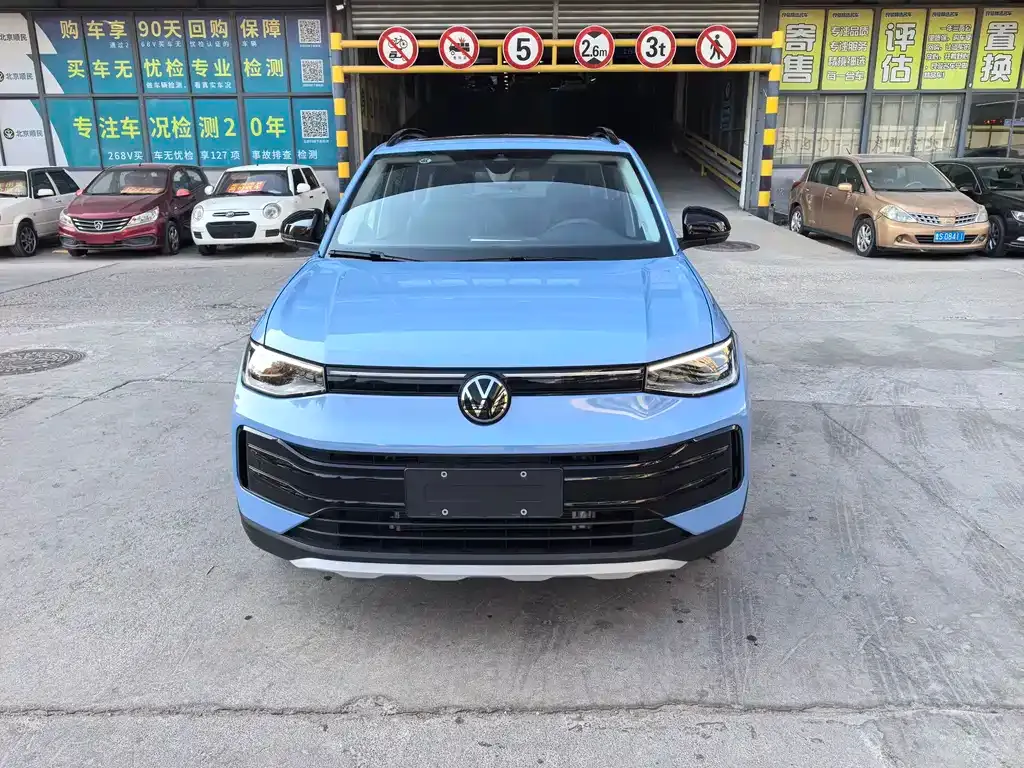 Volkswagen Tharu — фото 2