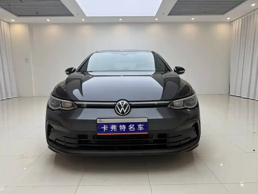 Volkswagen Golf 2022 из CN, фото 2
