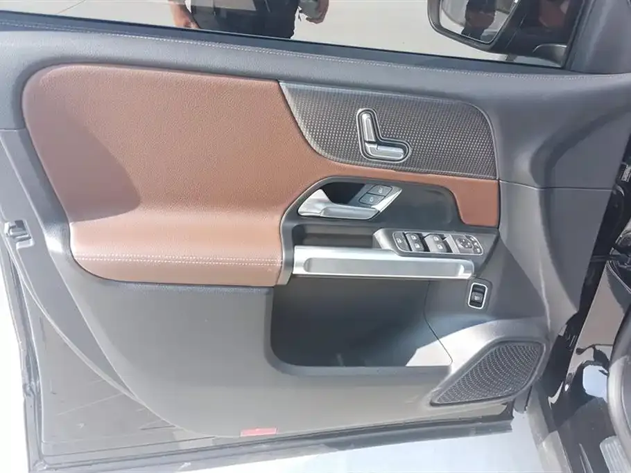 Mercedes-Benz GLB 2023 из CN, фото 7