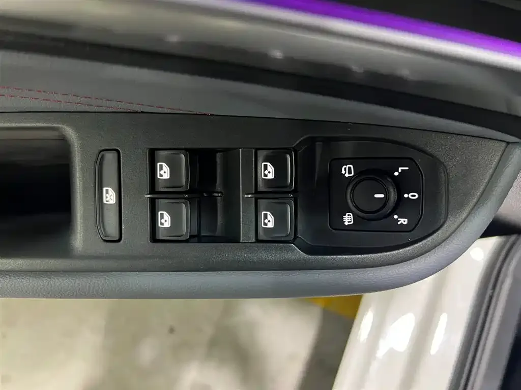 Volkswagen Lamando 2022 из CN, фото 10