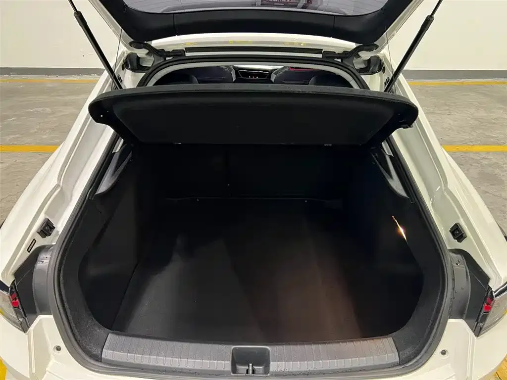 Volkswagen Lamando 2022 из CN, фото 7
