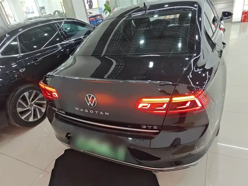 Volkswagen Magotan GTE PHEV 2023 из CN, фото 6