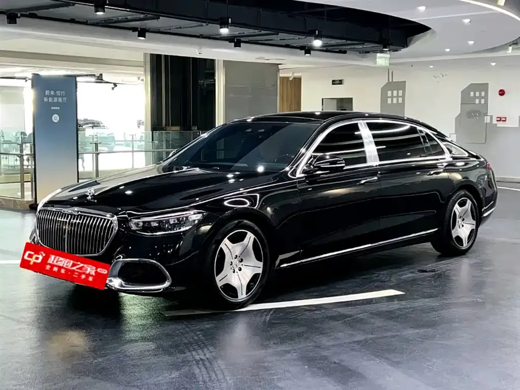 Mercedes-Benz S-Class — фото 1