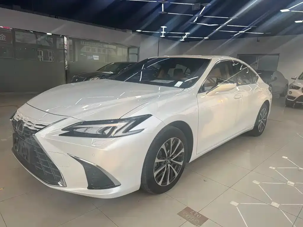 Lexus ES 2025 из CN, фото 1