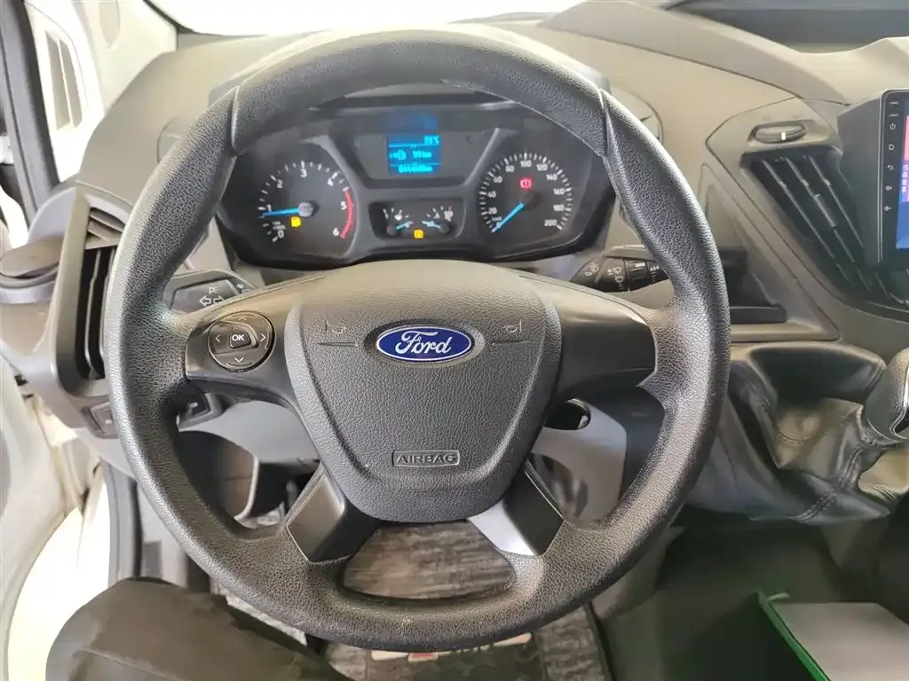 Ford Transit 2023 из CN, фото 3
