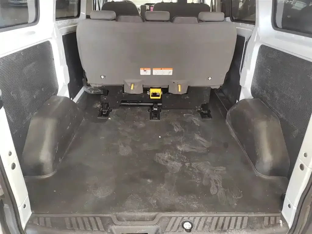 Ford Transit 2023 из CN, фото 9