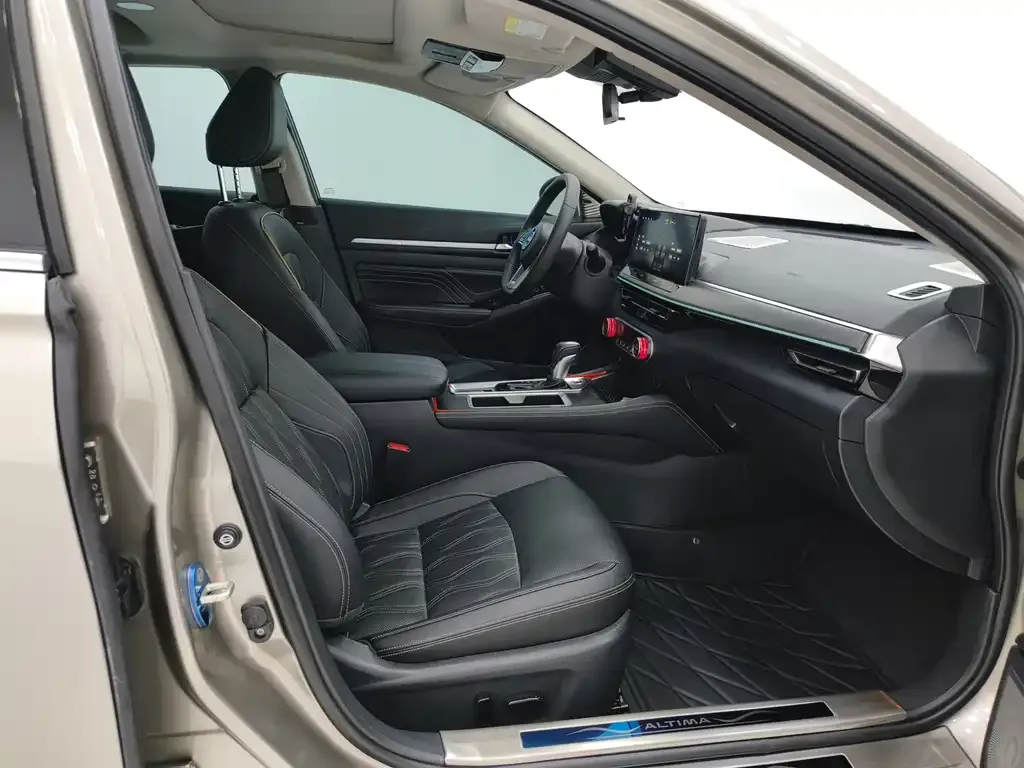 Nissan Teana 2023 из CN, фото 10