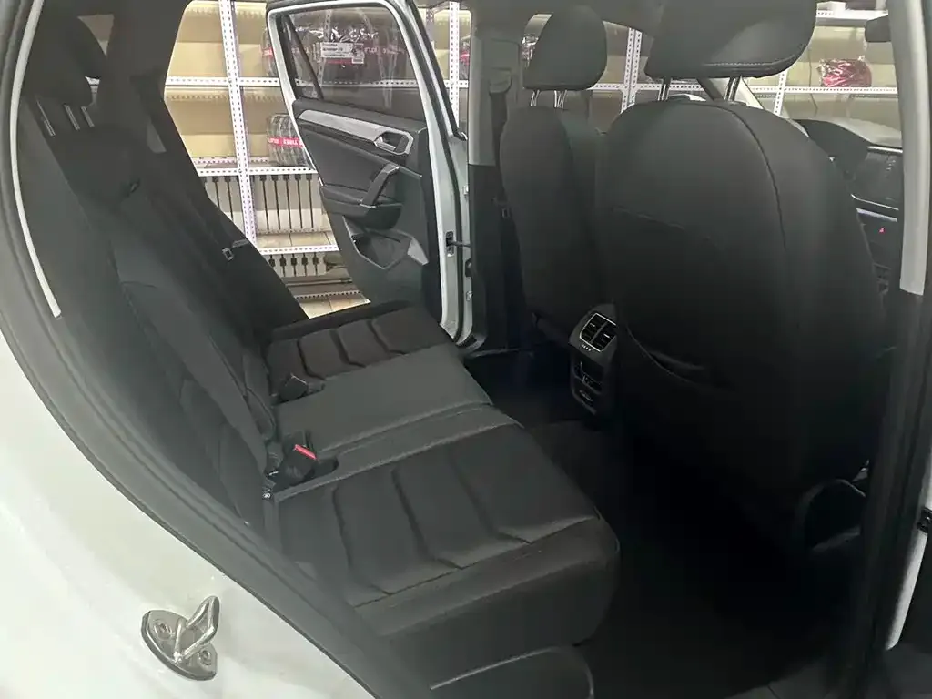 Volkswagen Tayron 2023 из CN, фото 10