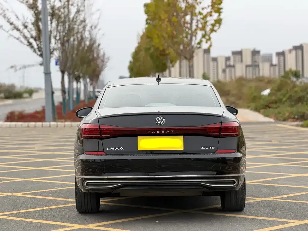 Volkswagen Passat — фото 5