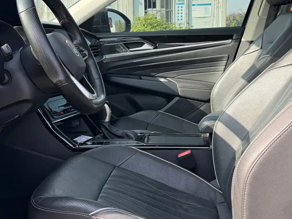 Volkswagen Passat — фото 7
