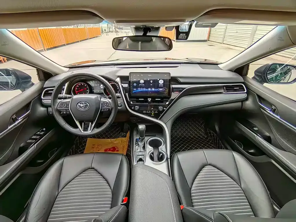 Toyota Camry 2022 из CN, фото 8