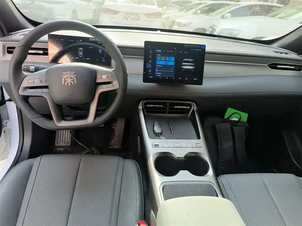 BYD Qin PLUS — фото 10