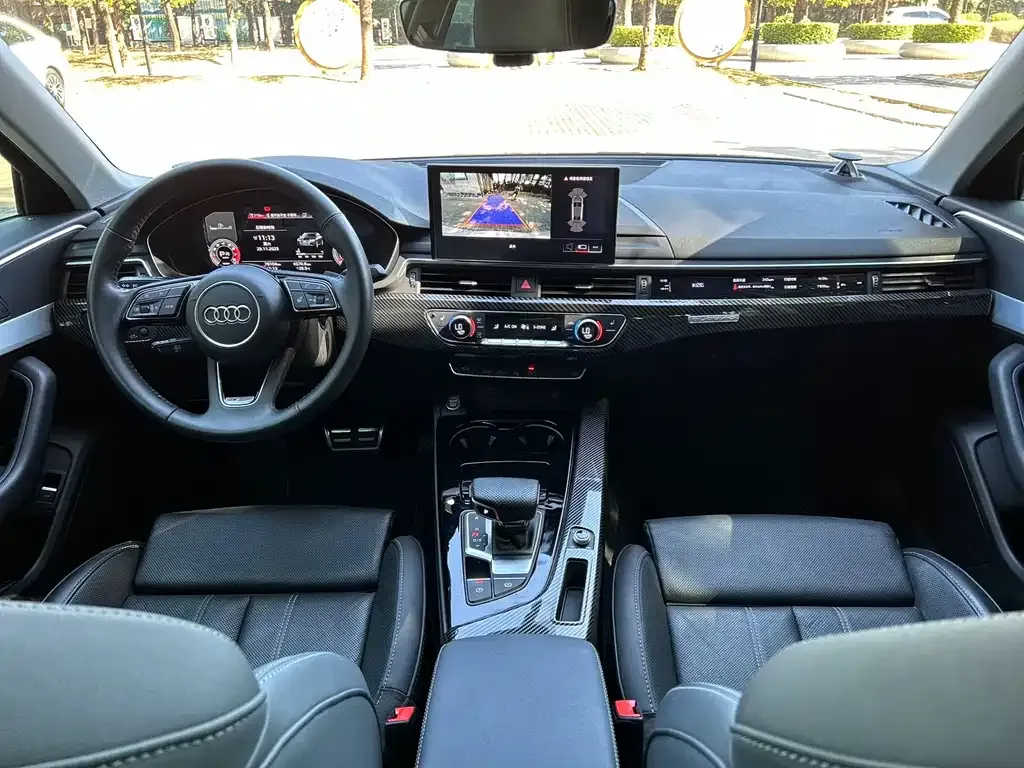 Audi A4L 2021 из CN, фото 9