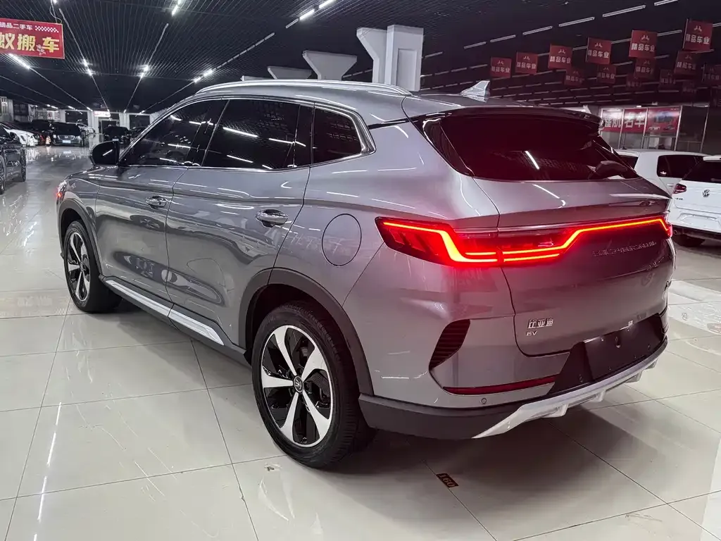 BYD PLUS New Energy — фото 4