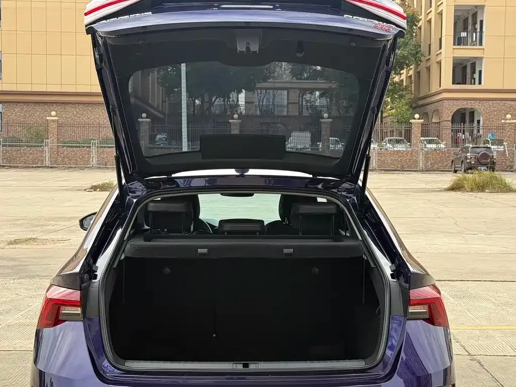 Skoda Octavia — фото 9