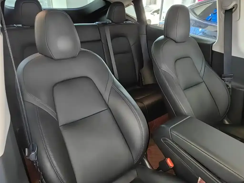 Tesla Model Y 2022 из CN, фото 8