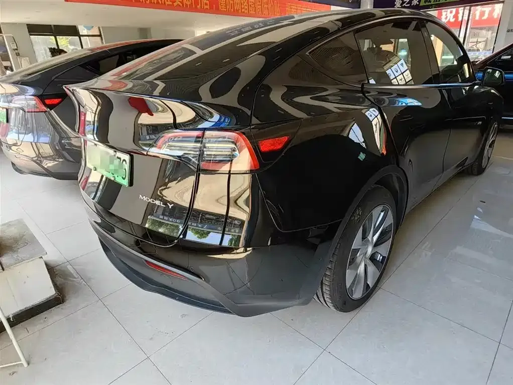 Tesla Model Y 2022 из CN, фото 9