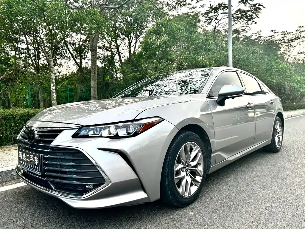 Toyota Avalon 2021 из CN, фото 1