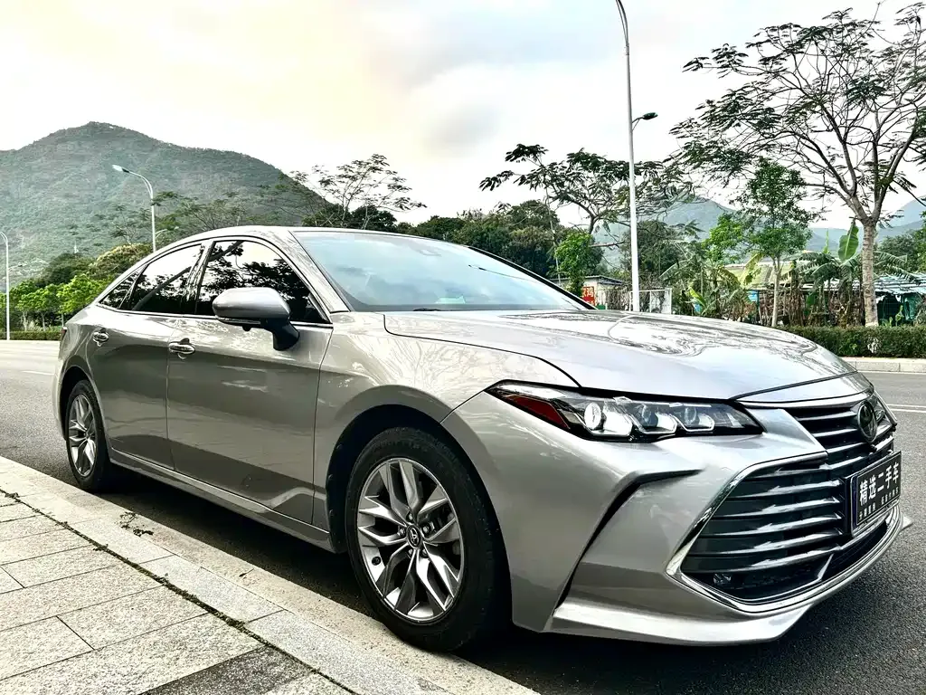 Toyota Avalon 2021 из CN, фото 2