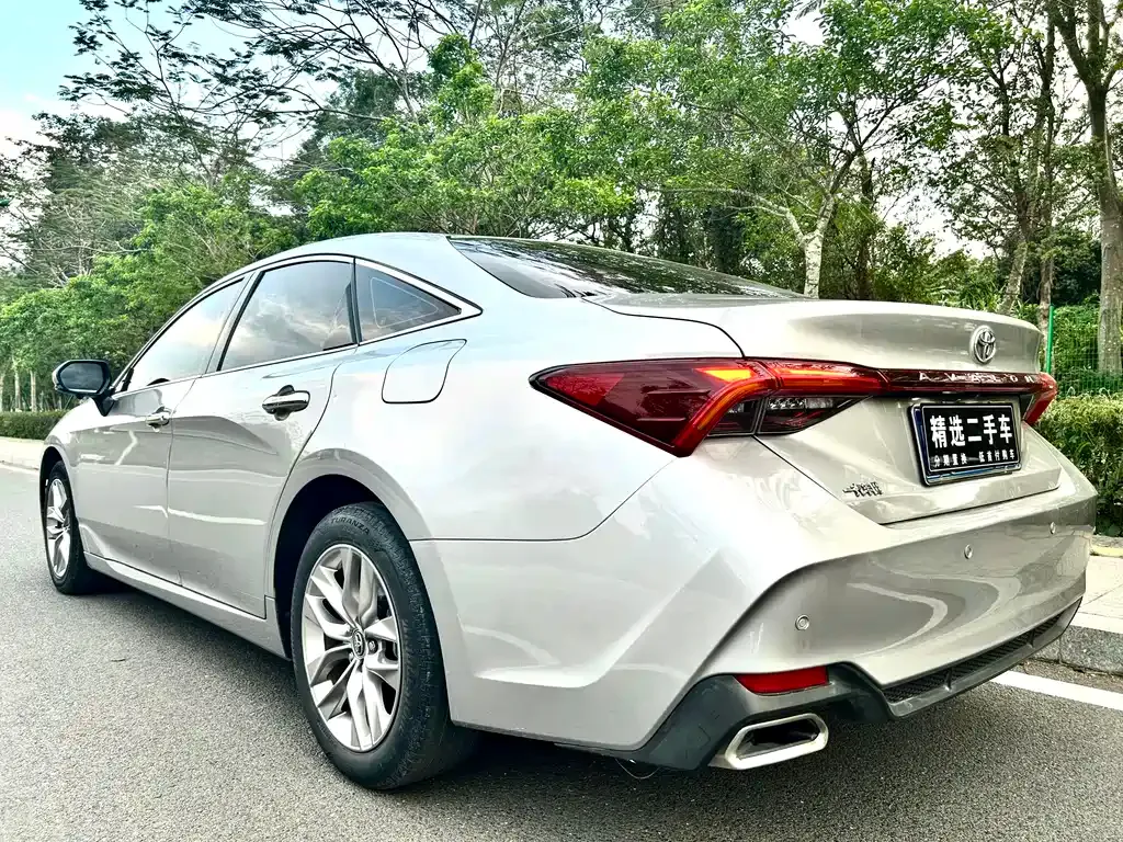 Toyota Avalon 2021 из CN, фото 3