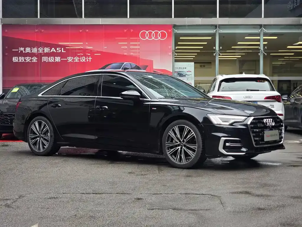 Audi A6L — фото 4