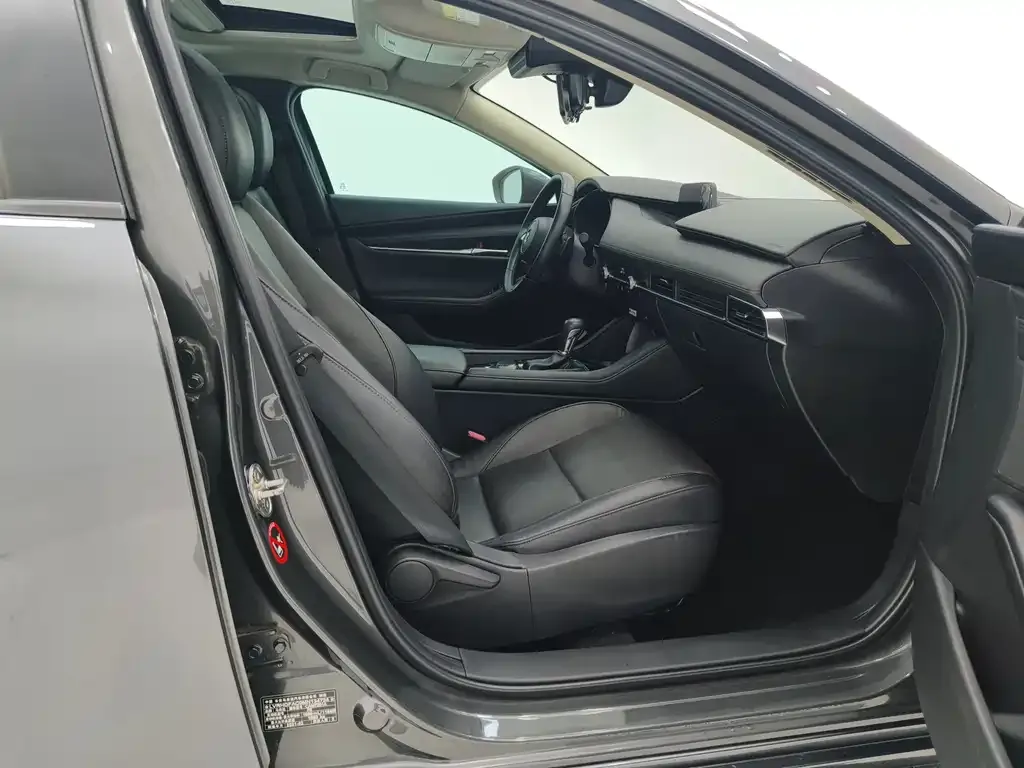 Mazda 3 Axela 2021 из CN, фото 10