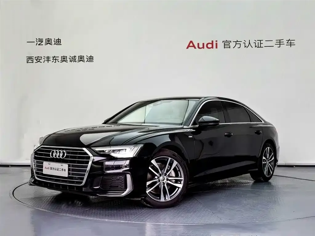 Audi A6L — фото 1