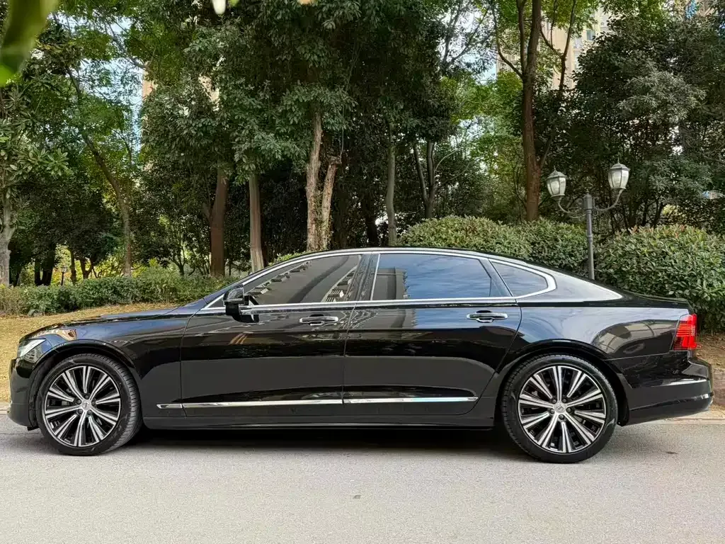 Volvo S90 — фото 4