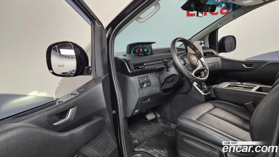 Hyundai Staria 2025 из KR, фото 10