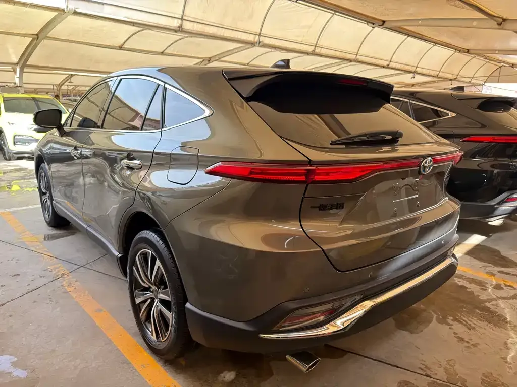 Toyota Harrier 2023 из CN, фото 8
