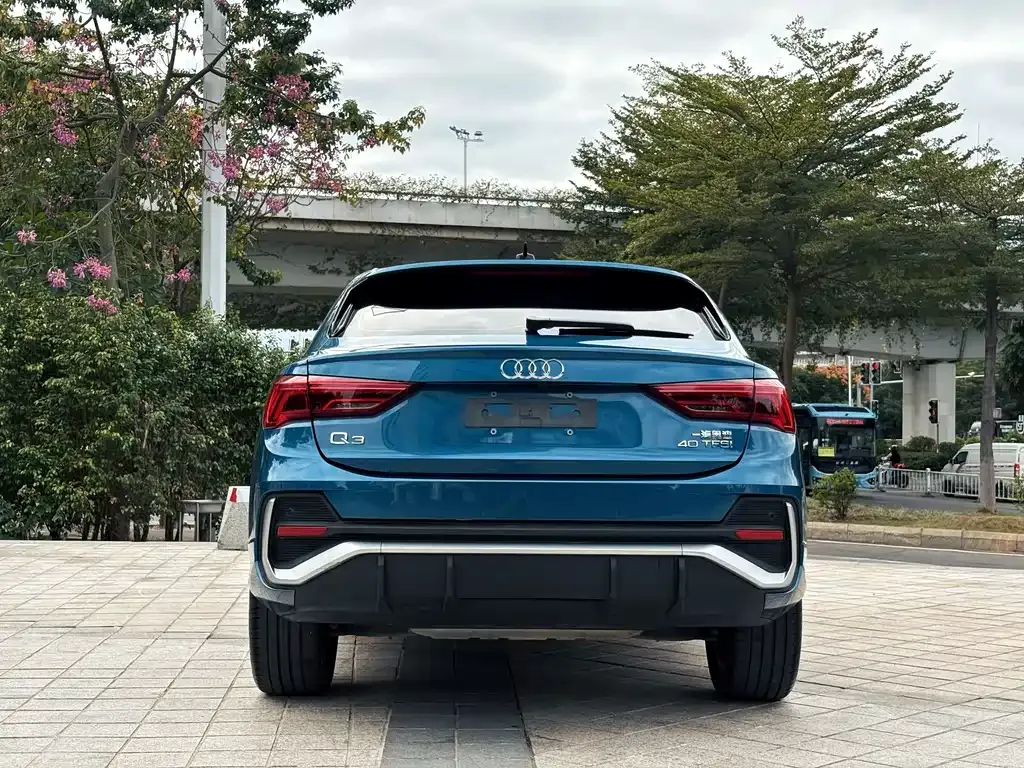 Audi Q3 Sportback 2021 из CN, фото 5