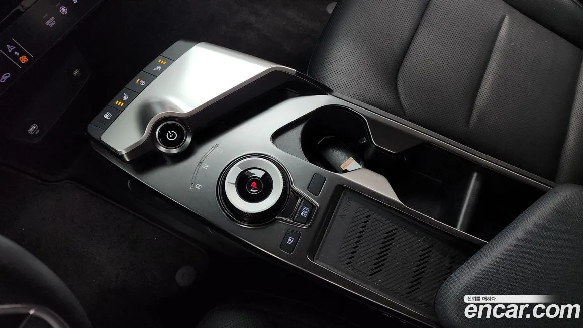 Kia EV6 — фото 9