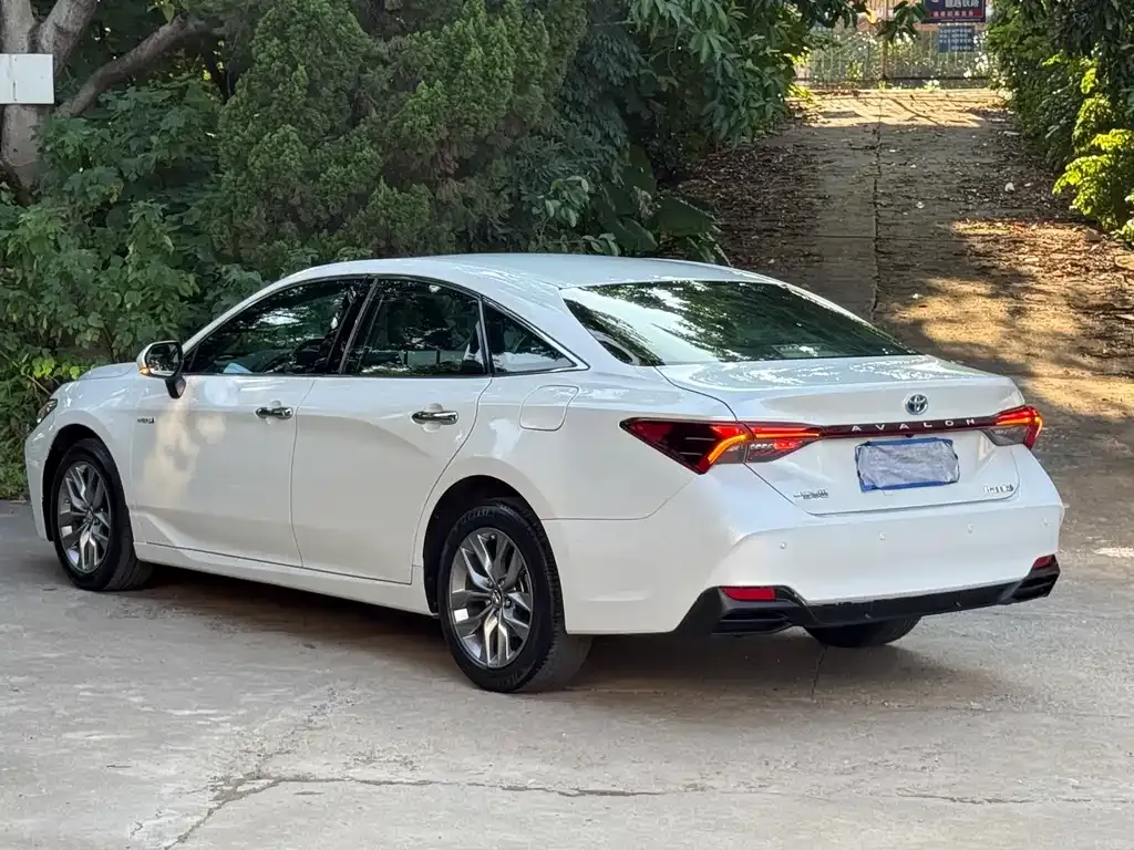 Toyota Avalon 2021 из CN, фото 4