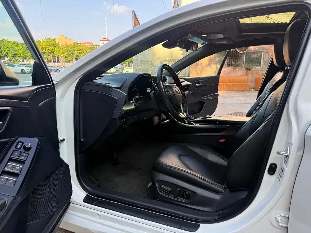 Toyota Avalon 2021 из CN, фото 7