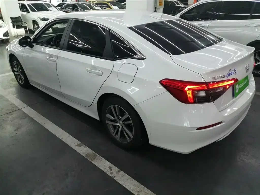 Honda Civic — фото 5