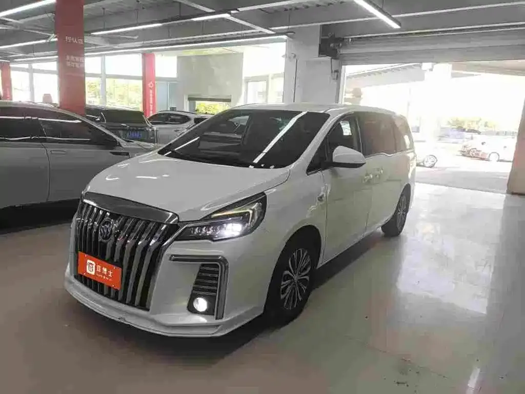 Buick GL8 2021 из CN, фото 1
