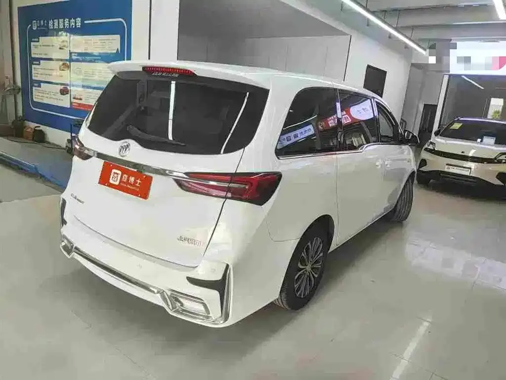 Buick GL8 2021 из CN, фото 6