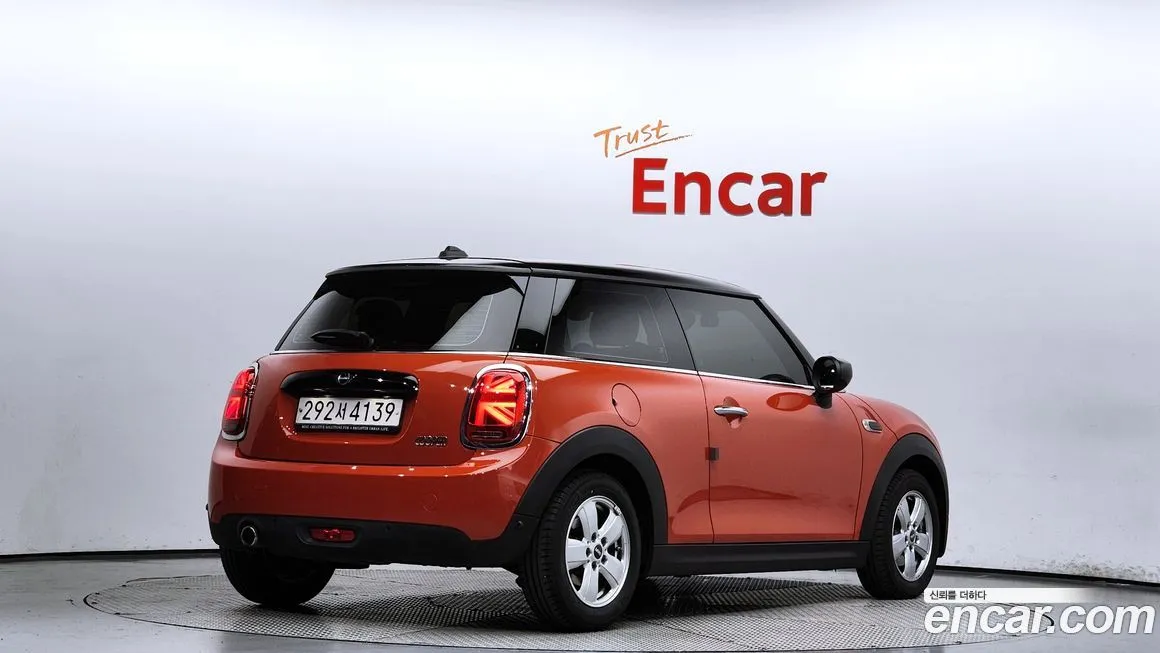 Mini Cooper 2021 из KR, фото 2