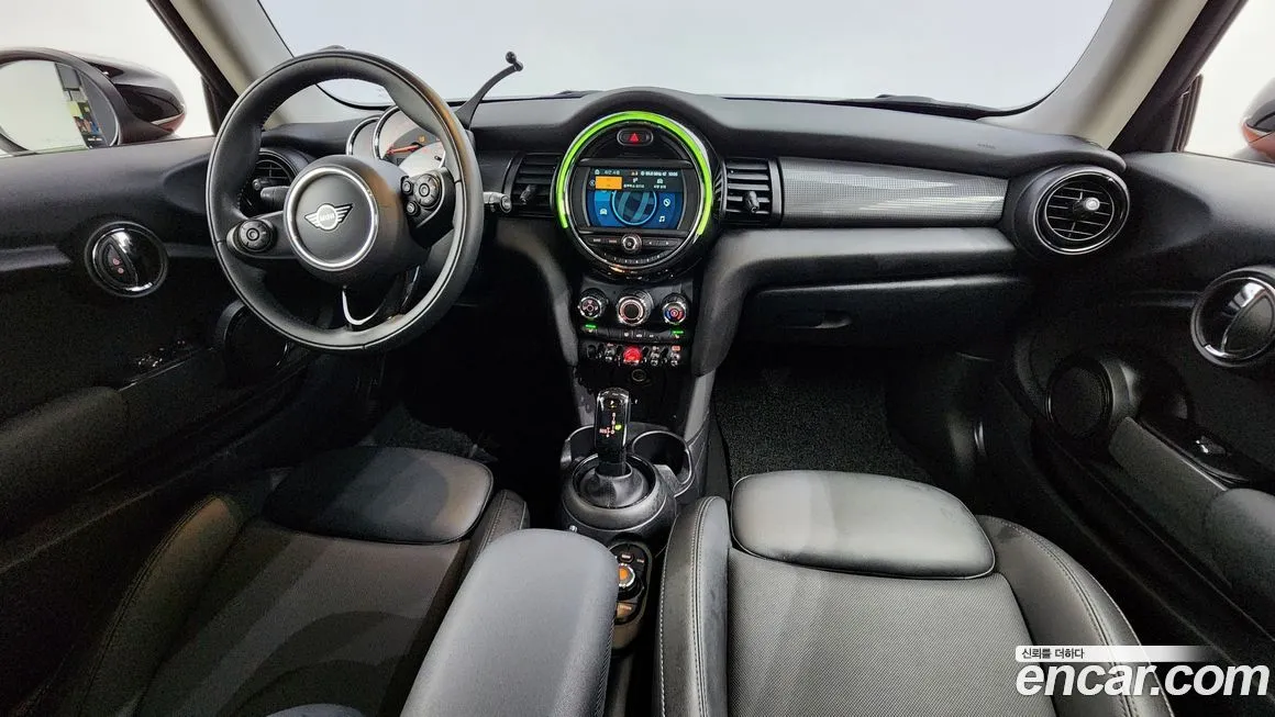 Mini Cooper 2021 из KR, фото 7