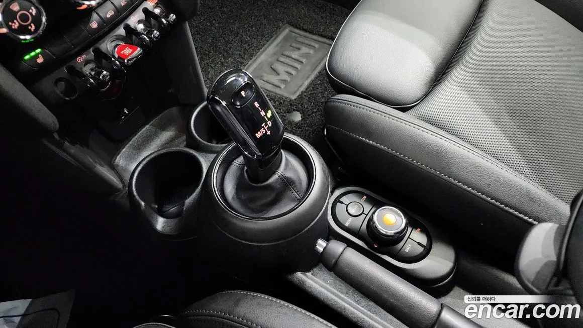 Mini Cooper 2021 из KR, фото 9