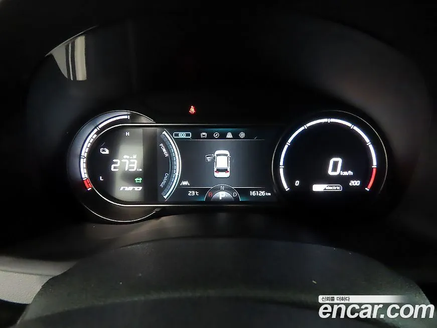 Kia Niro — фото 8