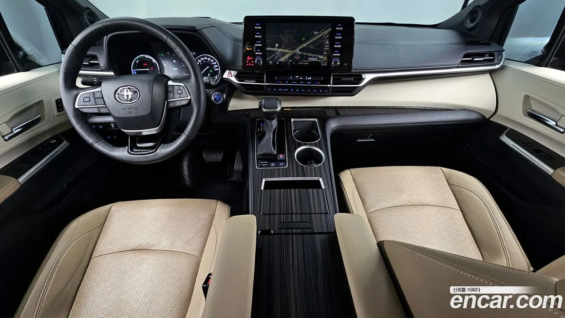 Toyota Sienna 2023 из KR, фото 7