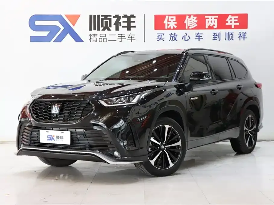 Toyota Crown Kluger 2022 из CN, фото 1