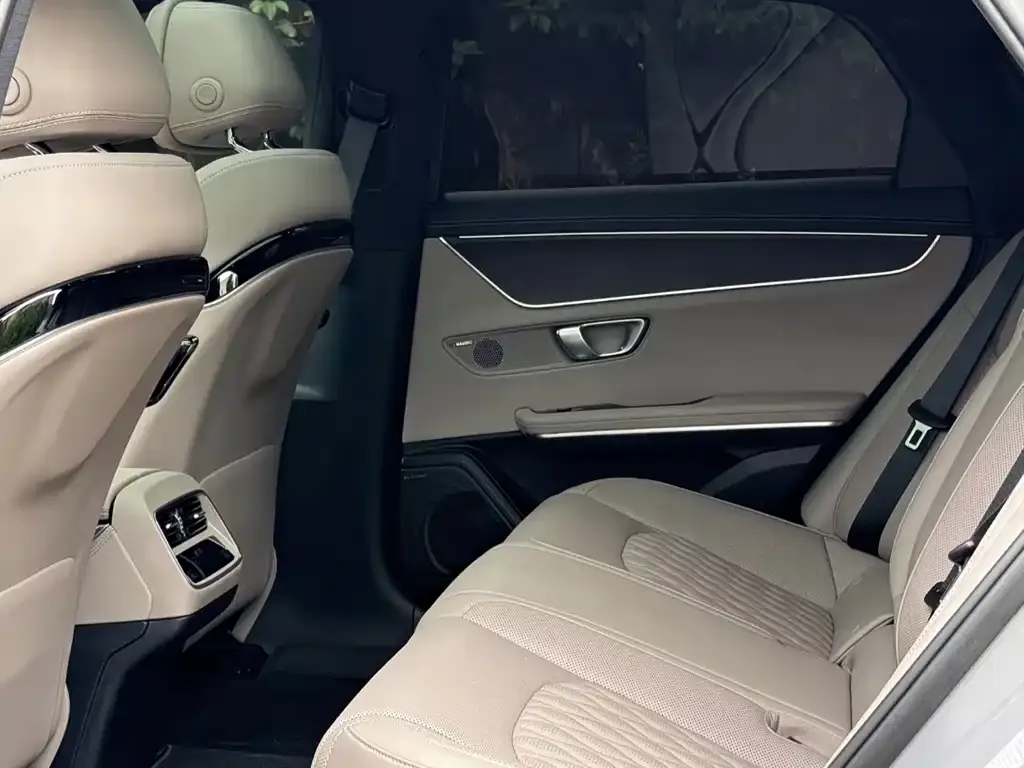 [object Object] Han 2025 из CN, фото 9