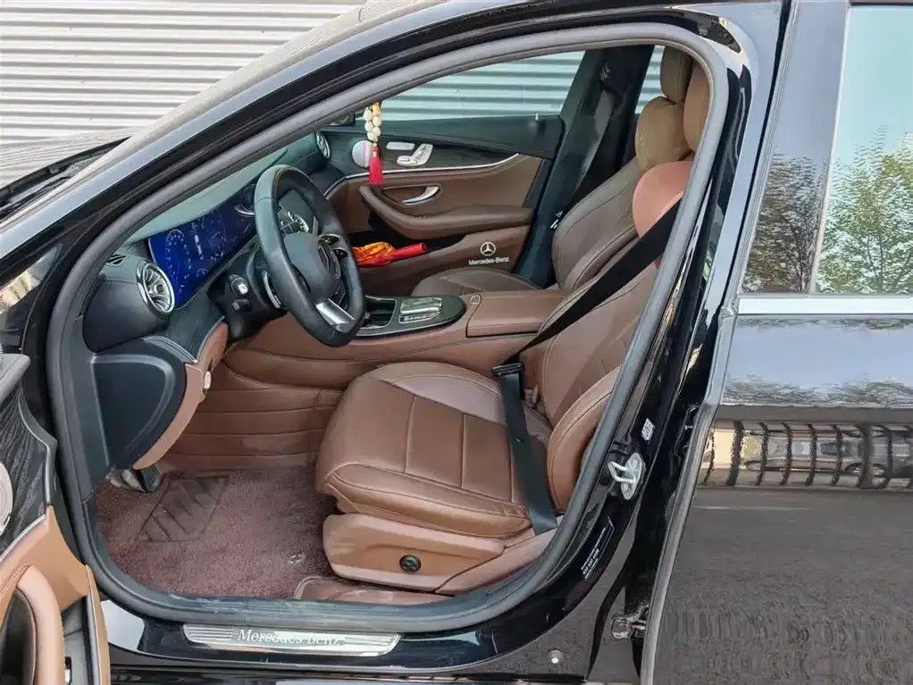 Mercedes-Benz E-Class 2023 из CN, фото 7