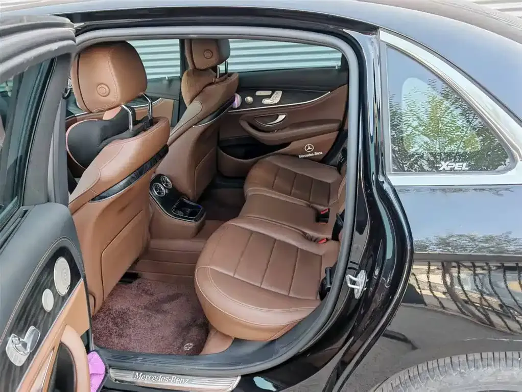 Mercedes-Benz E-Class 2023 из CN, фото 8