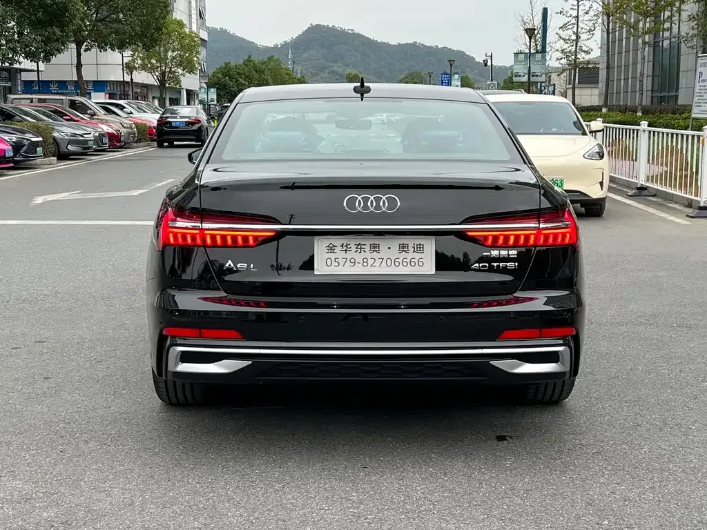 Audi A6L — фото 6